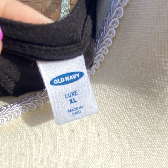 Basic Black Tank - Picture 4 of 4